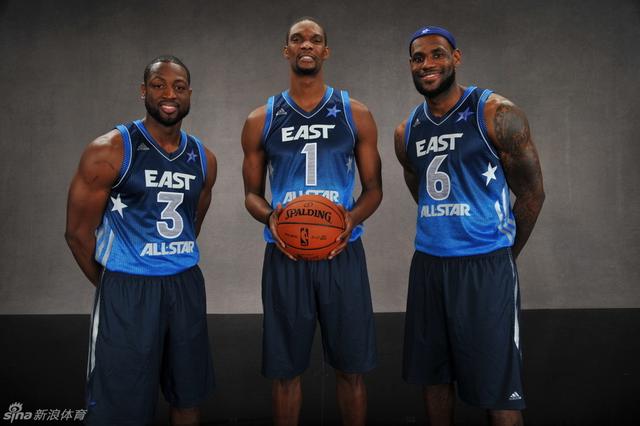 nba全明星合影_NBA全明星全家福图片_NBA东西部全家福汇总