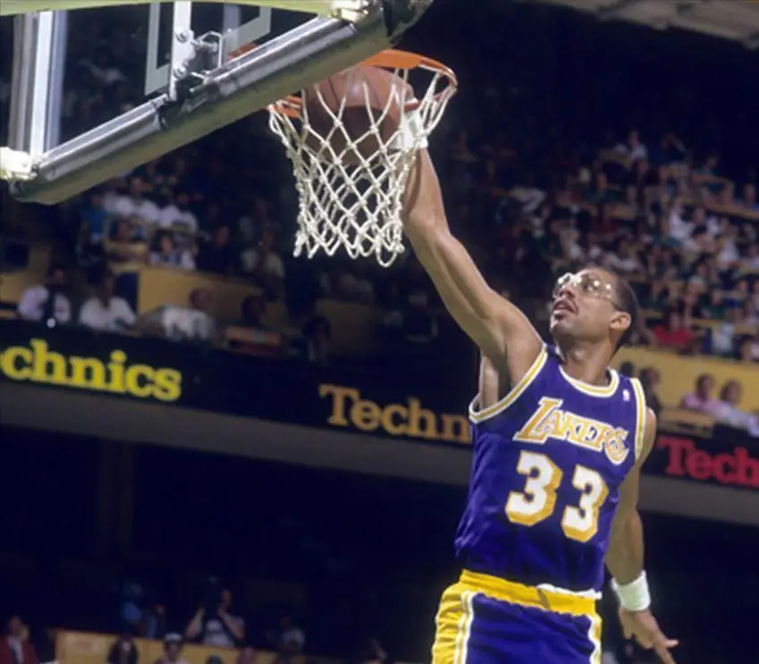 乔丹勒布朗詹姆斯_NBA历史巨星排名_nba巨星排名历史