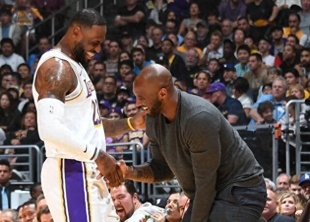 NBA退役球星看比赛要门票吗传奇巨星竟有这等待遇