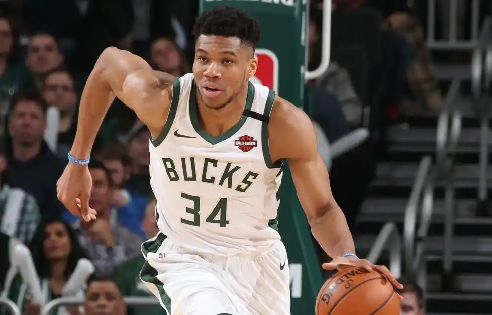 盘点NBA历史攻防一体球员现役字母哥能否跻身其中