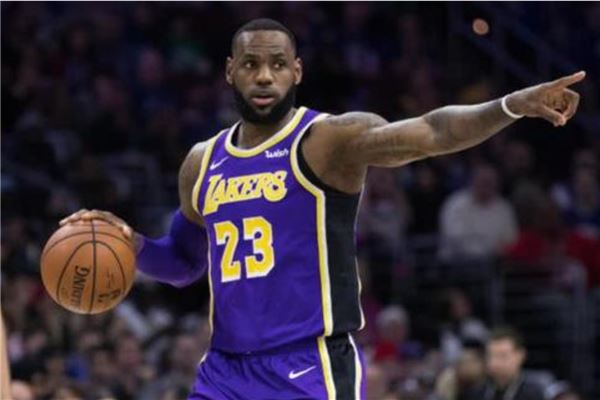 NBA粉丝最多的十大球员都有谁詹姆斯、库里、安特托昆博在列