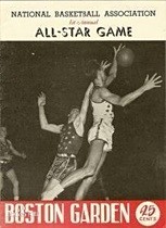 NBA 创立初期收视率低全明星赛计划应运而生如今规则不断调整