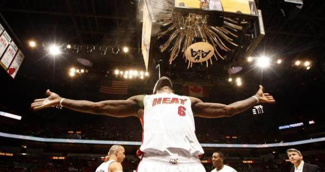 2003nba_NBA03詹姆斯选秀_詹姆斯高中时期成就