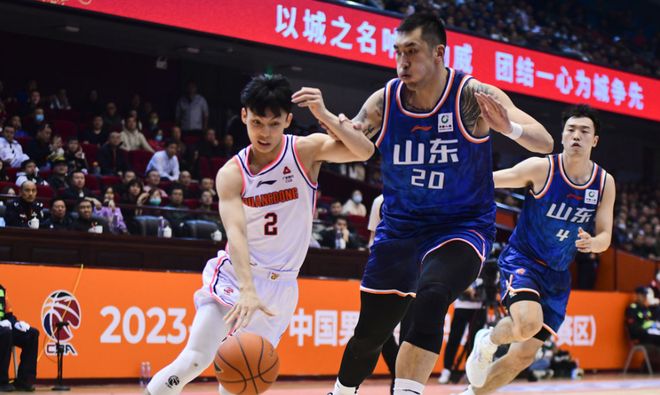 CBA广东队vs北控比赛看点_周琦邹雨宸对位分析_CBA广东对北控