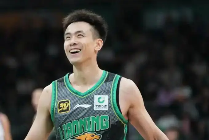 赵继伟续约辽宁男篮_赵继伟交易传闻_cba辽宁赵继伟