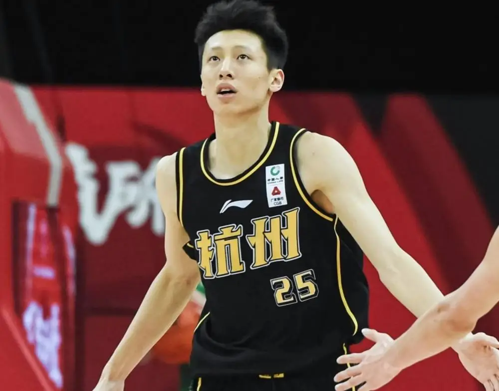 赵岩昊 伤病影响 _ 广厦队 赵岩昊 顶薪合同 _cba赵岩昊