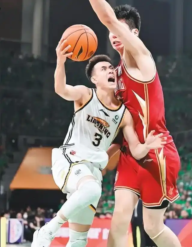 赵继伟辽宁队核心球员_cba辽宁赵继伟_赵继伟篮球生涯回顾