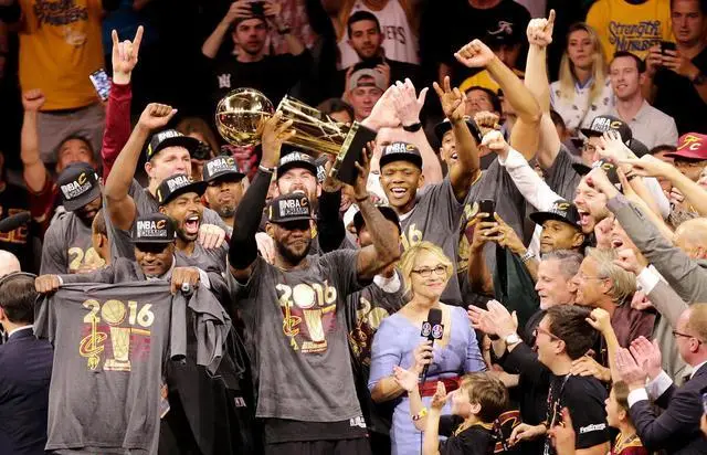 nba历届总决赛_NBA总决赛最佳比赛_2016年骑士对勇士