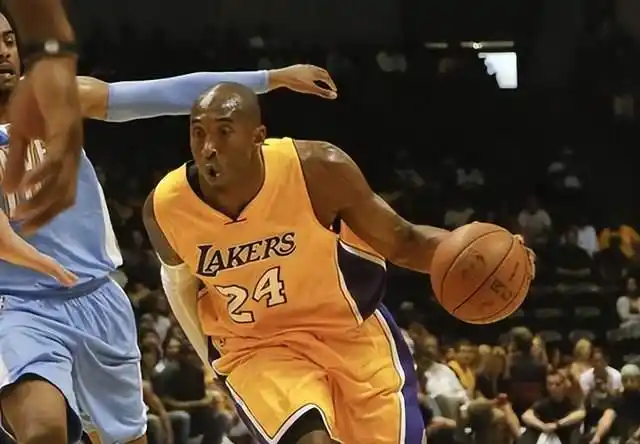 韦德科比詹姆斯数据对比_2008-2009 NBA最佳一阵球员分析_nba2009