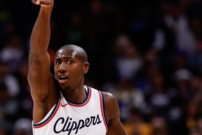 哈登快船队表现分析_NBA快船队对阵爵士队比赛回顾_2017nba快船对爵士