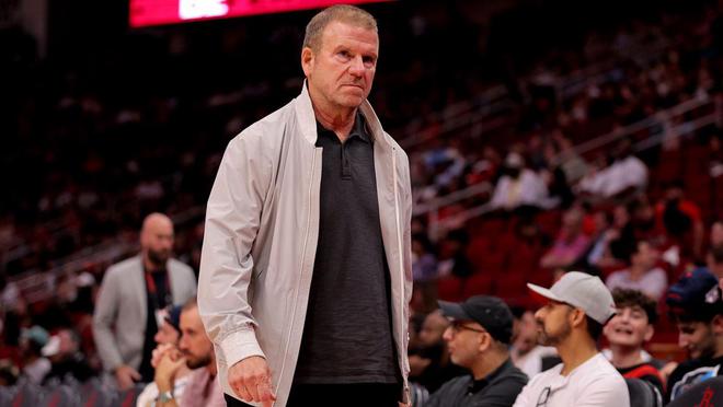 NBA球队老板变更影响_NBA球队易主_湖人队老板变更分析