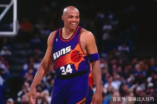 NBA篮板球高手排名_篮球篮板球技巧_nba内线篮板