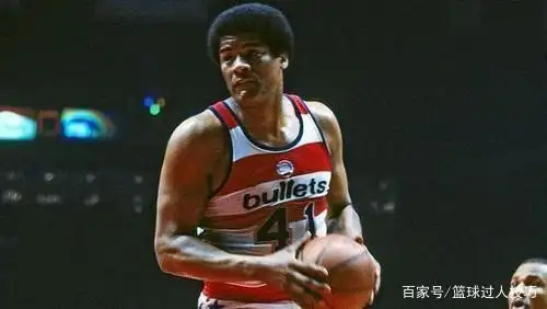 nba内线篮板_篮球篮板球技巧_NBA篮板球高手排名