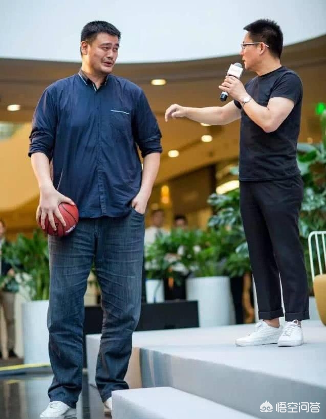 NBA 那些大手怪麦迪等 6 人凭啥玩弄篮球于鼓掌间