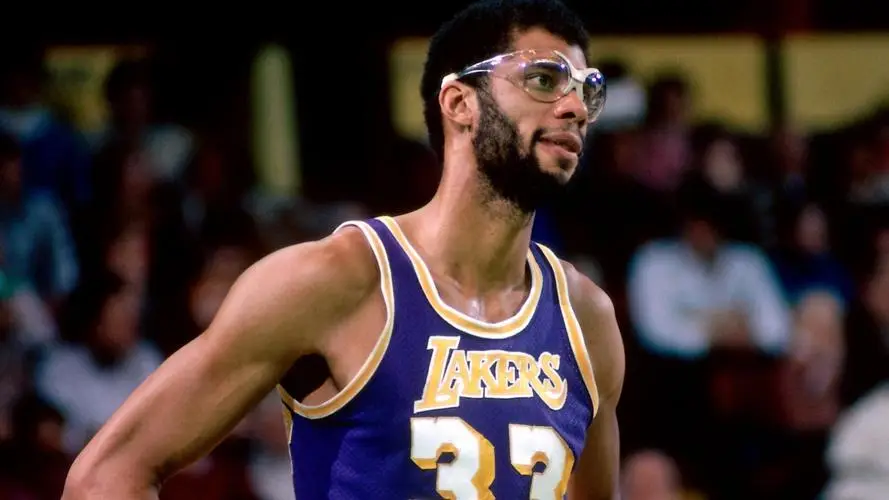 NBA历史抢断榜中锋球员_NBA中锋季后赛抢断排名_nba总抢断排行榜
