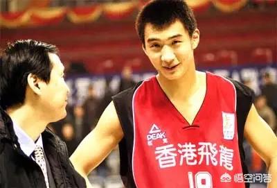 2003年薛玉洋被NBA选中却未能成行背后原因究竟为何