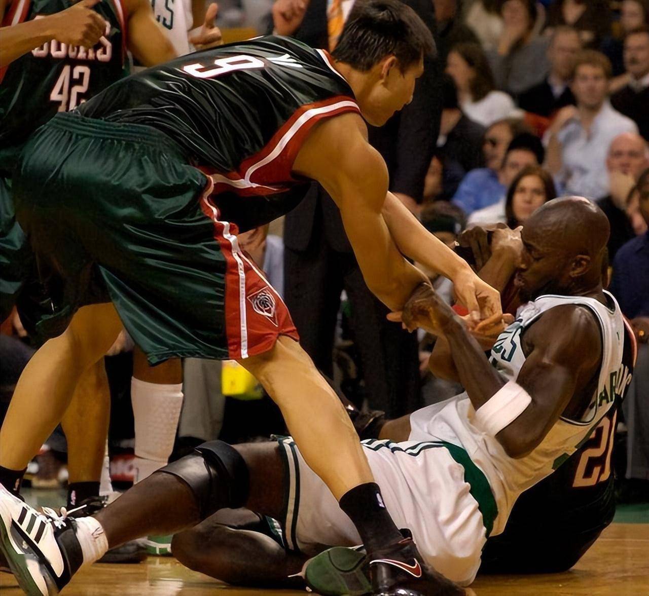 孙悦NBA生涯数据_NBA亚洲球员前十排名_nba的亚洲球员
