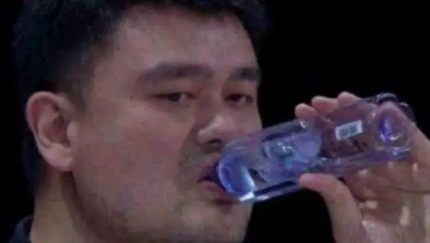 NBA球员身体天赋对比 _nba球员与正常人_ 普通人与NBA球星身体差距 