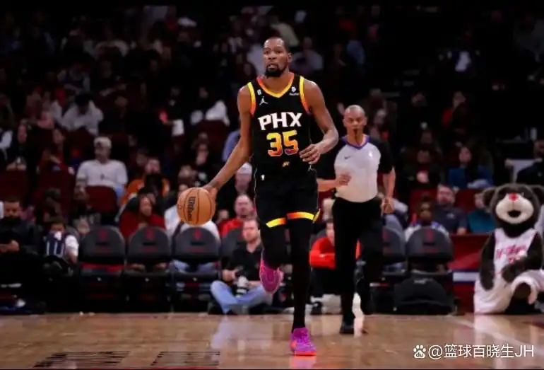 nba小前锋排名现役_勒布朗·詹姆斯NBA成就_21世纪NBA最佳小前锋排名