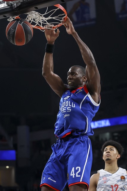 NBA 硬汉洛伦岑·赖特离奇失踪背后真相令人惊掉下巴