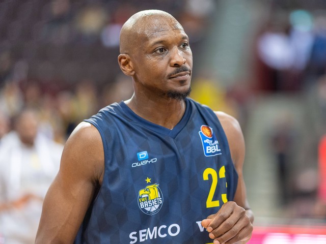  洛伦岑·赖特NBA悲剧 _nba11_