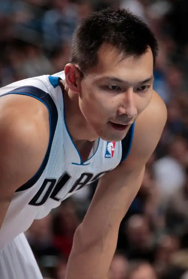 易建联 退役 职业生涯 _ 易建联 篮球成就 _易建联现在在nba吗