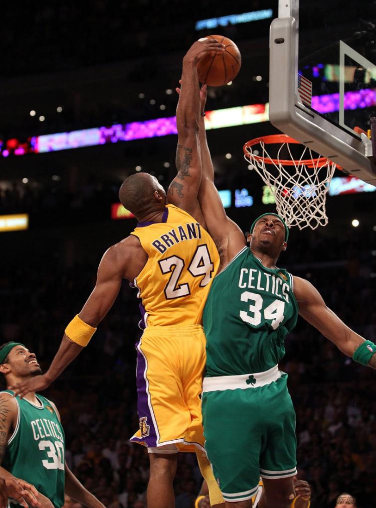 科比得分王记录_科比NBA传奇生涯_nba科比第一场比赛