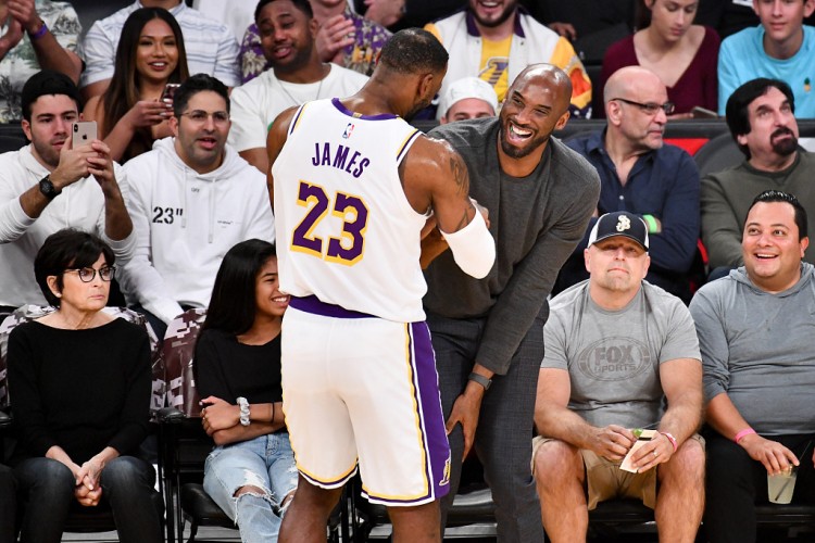 15 年 NBA 故事球员演绎传奇直播吧见证成长诚邀共赴 15 周年