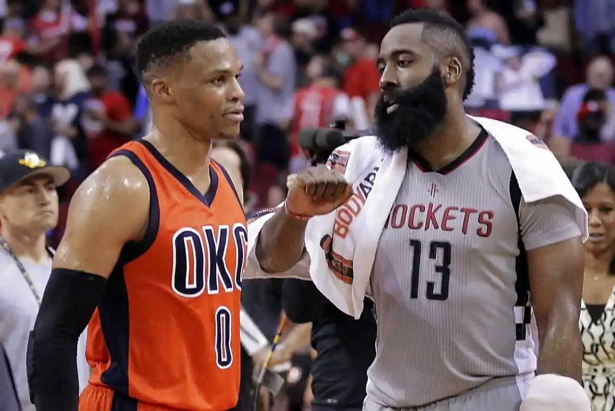现役球员篮板纪录_NBA季后赛单场得分纪录_nba历史季后赛得分榜