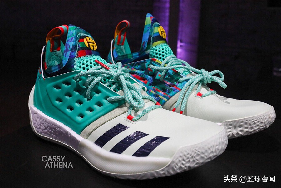 nba哈登球鞋_詹姆斯哈登球星战靴回顾_哈登签名鞋第五代