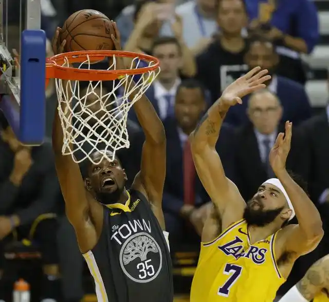 2018-2019赛季NBA湖人队对阵勇士队比赛结果_湖人队101比115不敌勇士队_nba2019