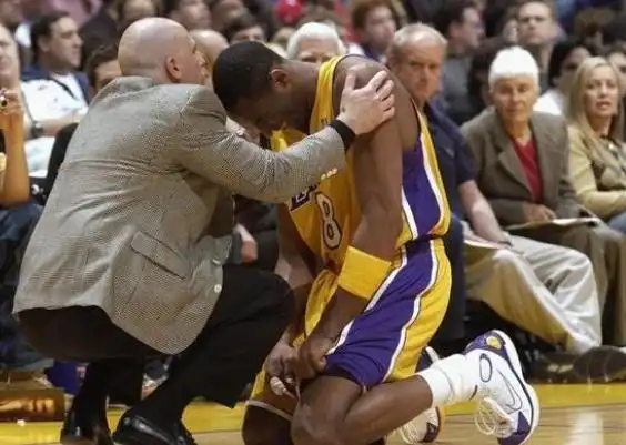 NBA队医专业要求_nba 队医_NBA球队队医入行条件