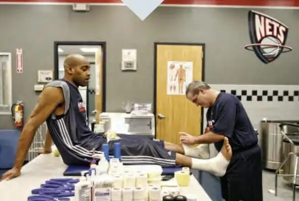 nba 队医_NBA球队队医入行条件_NBA队医专业要求