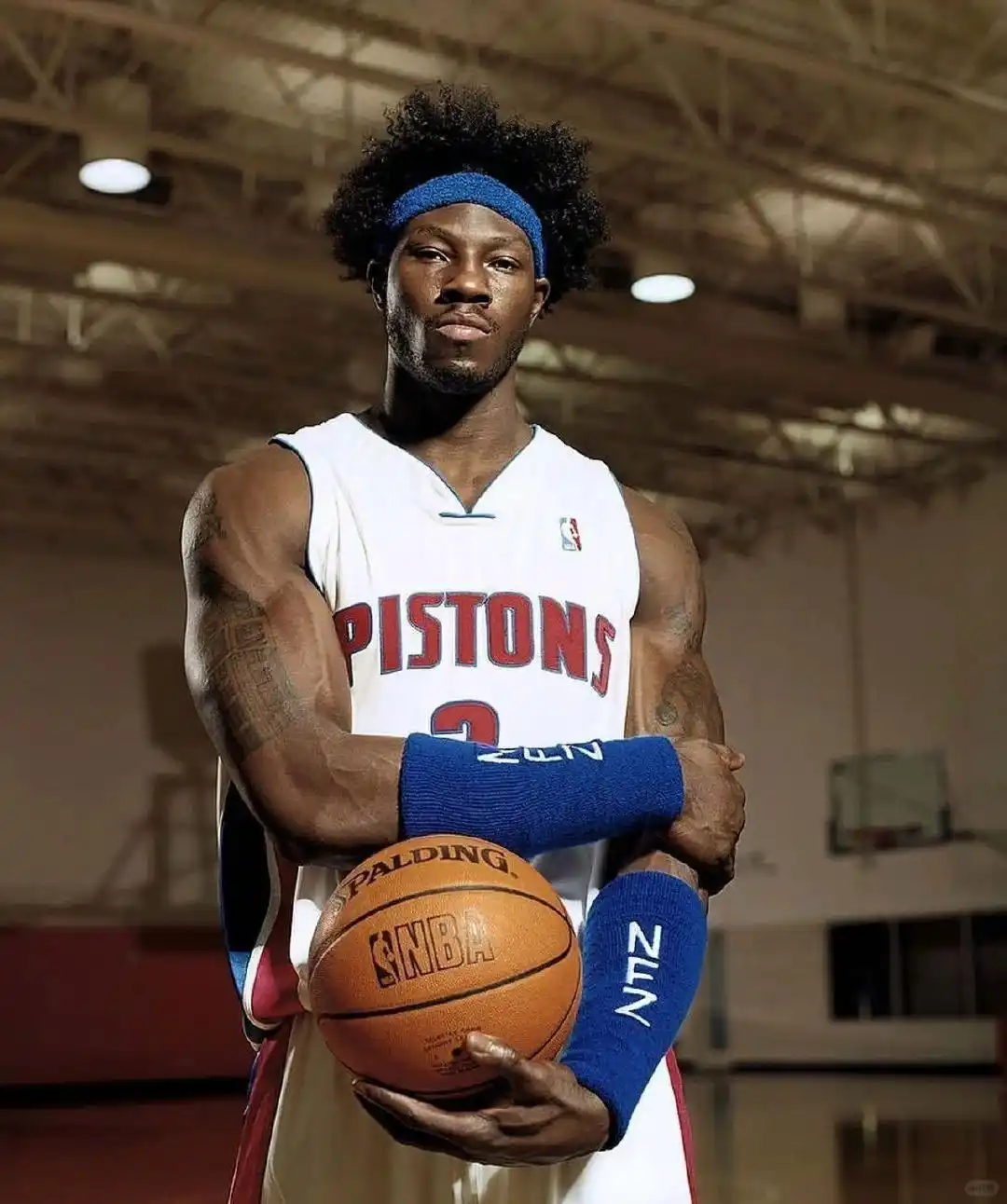 NBA历史中锋排名_nba著名的中锋_姚明NBA历史地位