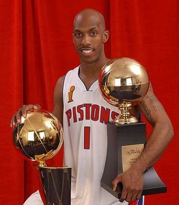 NBA合同签约形式多样裁掉与买断有何不同买断工资咋算