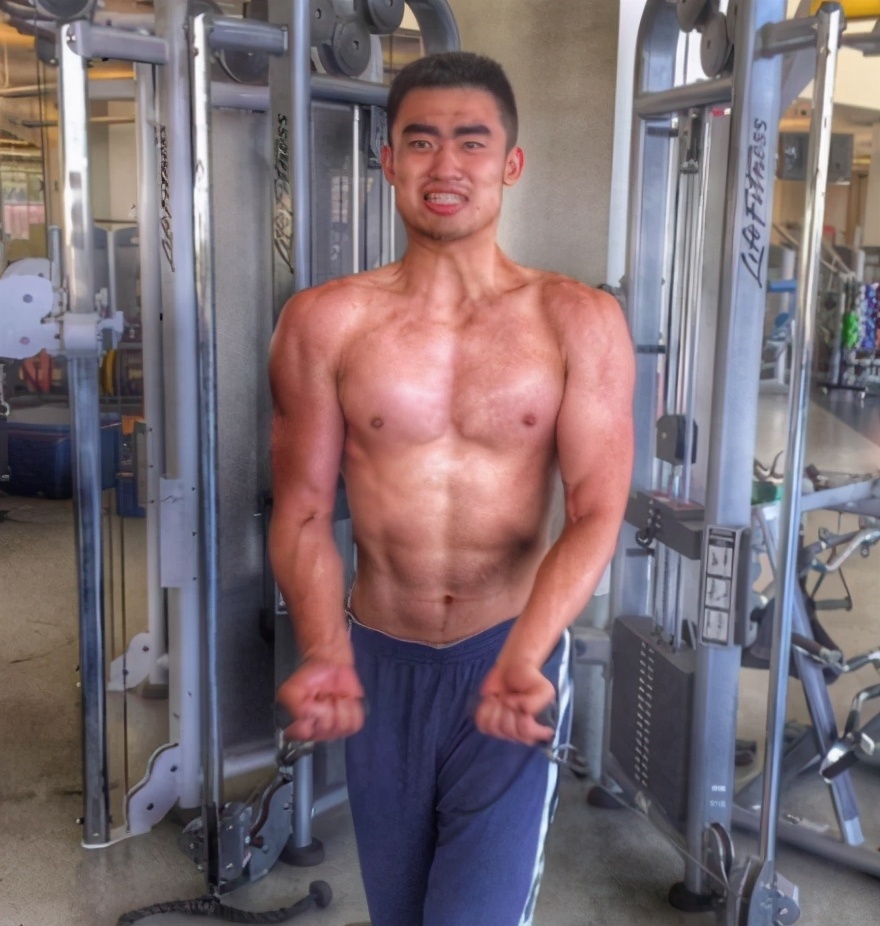 CBA球员自律与身体素质_NBA球员身材管理_nba 身材