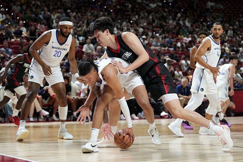 7月12日NBA夏季联赛杨瀚森首秀获关注开拓者战胜勇士