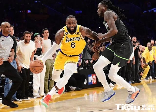 篮球犯规次数离场规则_cba犯规次数_NBA犯规离场次数