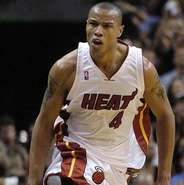 NBA黑帮背景球员_nba 黑帮_篮球拯救黑帮球员