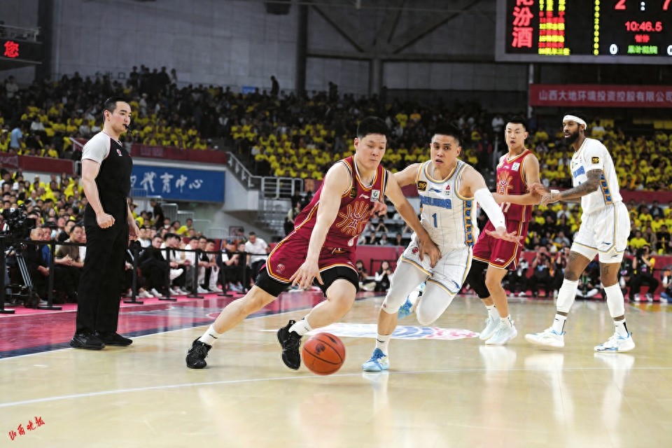 CBA 季后赛半决赛火药味十足山西男篮惜败北京队门票抢手