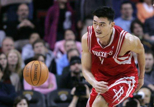 姚明NBA生涯总薪资_姚明NBA年薪排名_nba姚明生涯总得分