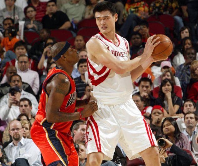 姚明NBA年薪排名_nba姚明生涯总得分_姚明NBA生涯总薪资