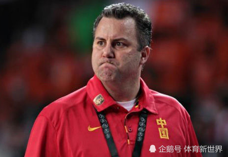 CBA本土教练与外国教练年薪差距_cba教练年薪_马布里年薪800万