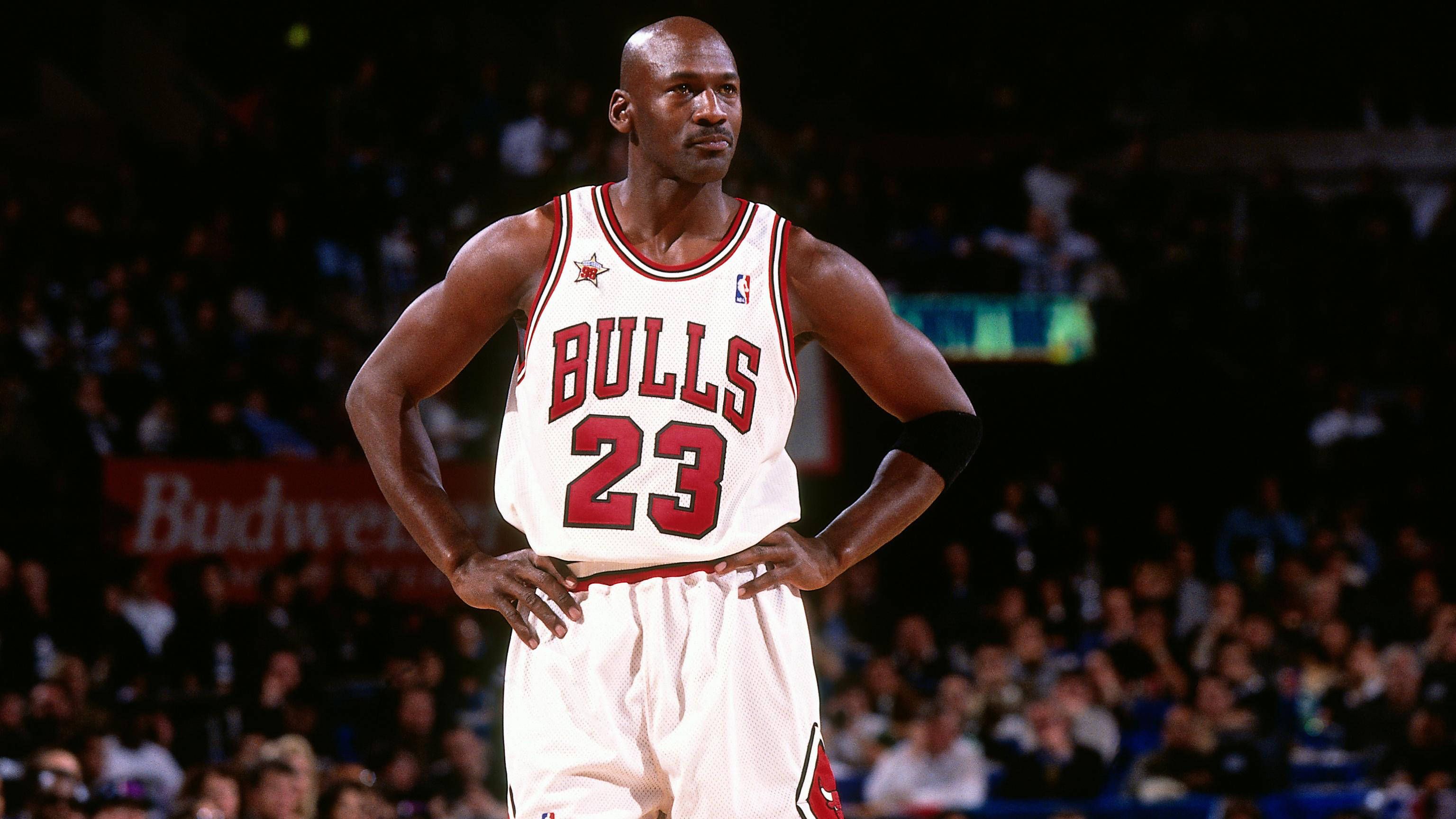 库里超越科比排名_NBA历史百大球星排名争议_nba历史排名榜前十
