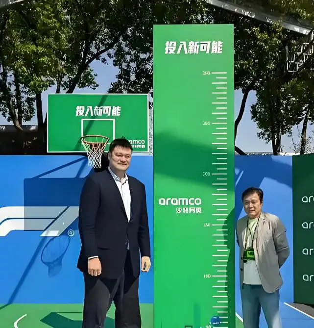 nba实际身高_利拉德实际身高揭秘_NBA球星虚报身高
