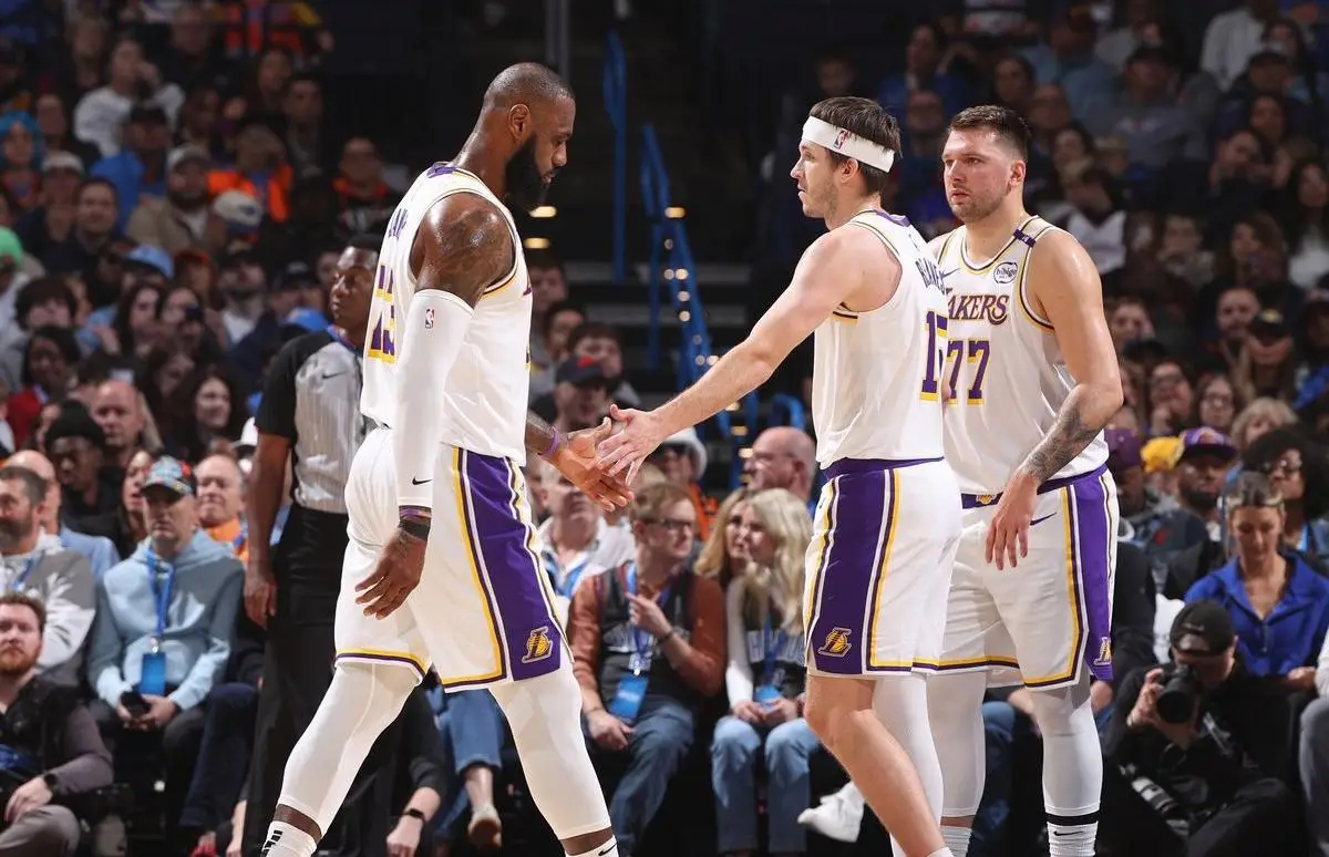 达龙-福克斯被高估原因_NBA被高估球员分析_nba被高估的球星