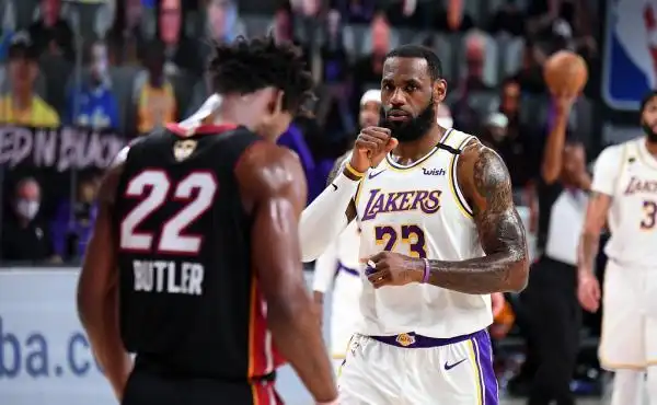 NBA总冠军次数最多球队_nba詹姆斯总冠军_詹姆斯湖人总决赛