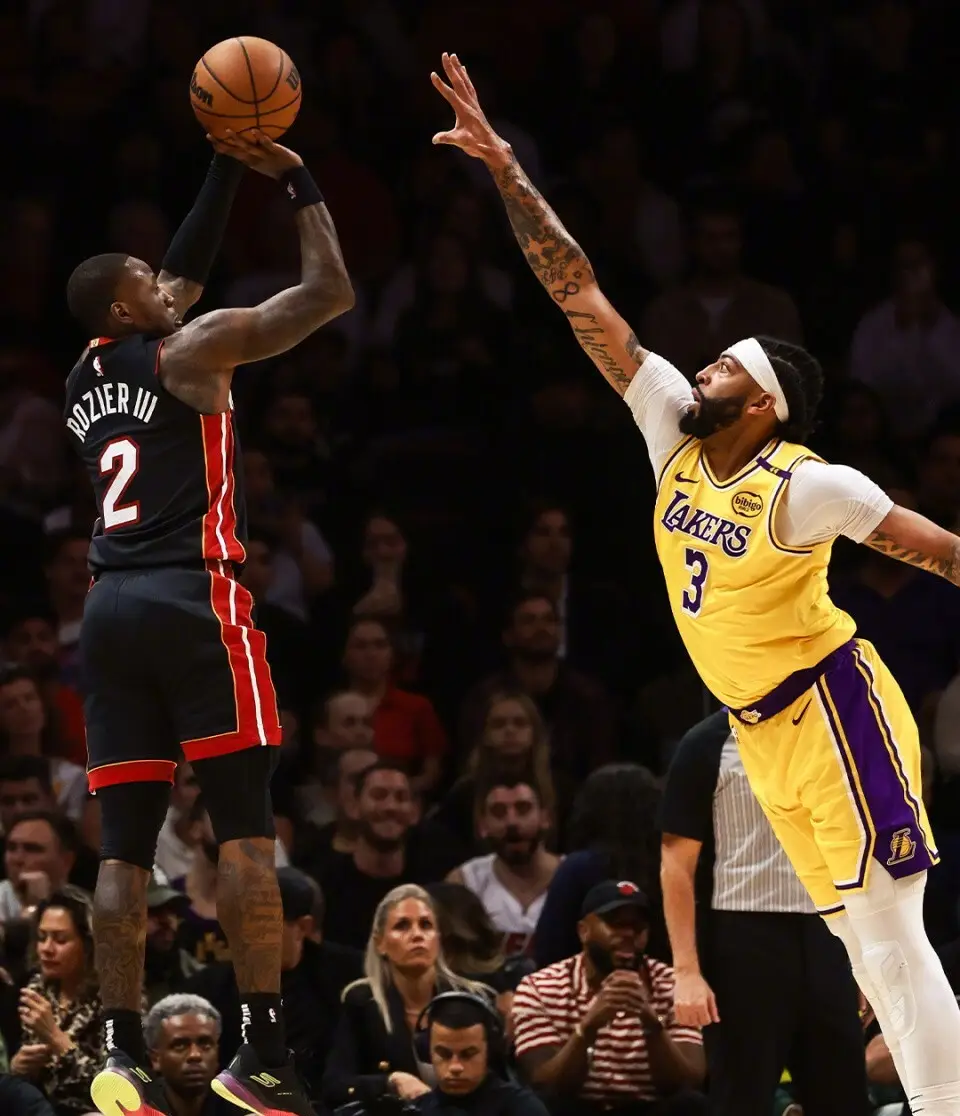 NBA湖人队对阵热火队比赛结果_nba湖人绝杀热火_湖人队惨痛失利分析
