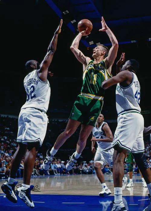 90年代最佳小前锋球星_nba2k小前锋哪个好_90年代NBA小前锋排名