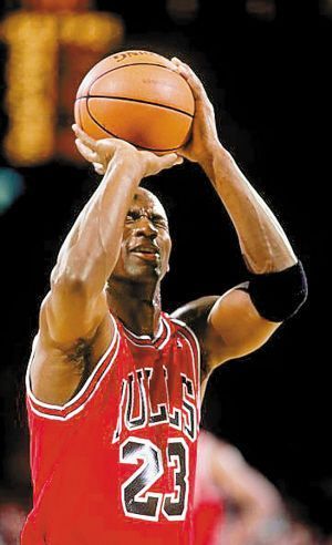 nba罚球打板_NBA罚球先打板争议_篮球罚球先打板违例规则